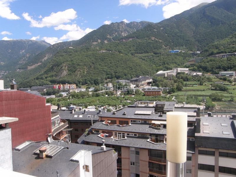 Foto abee3b88-93e3-4cfc-b957-c65c236b5222. Àtic amb aparcament a Centro Andorra la Vella