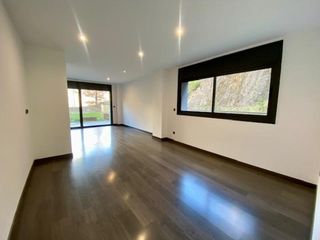 Planta baixa a Ordino-Ansalonga-Sornás. Planta baja en venta en ordino