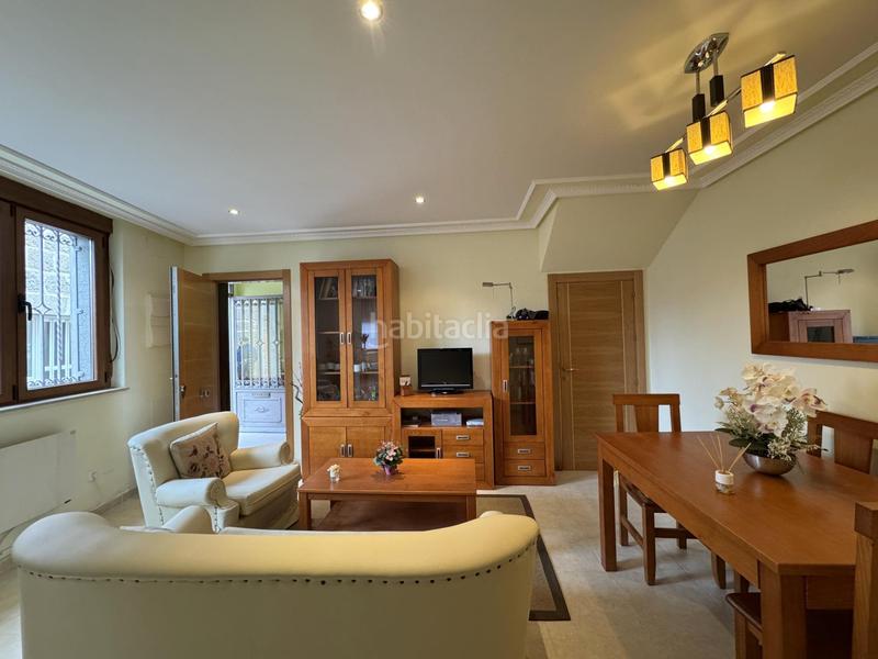 Foto 4edb2b04-b1fb-4adf-b519-285ca9171880. Maison jumelée dans Pradosegar