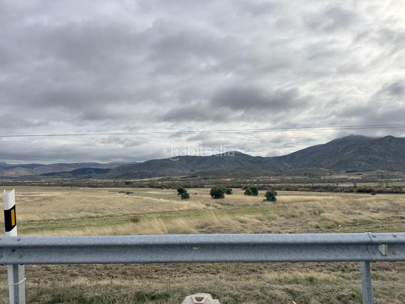 Foto d81a903d-fab3-41b6-a032-a43fd5d7620a. Maison jumelée dans Pradosegar