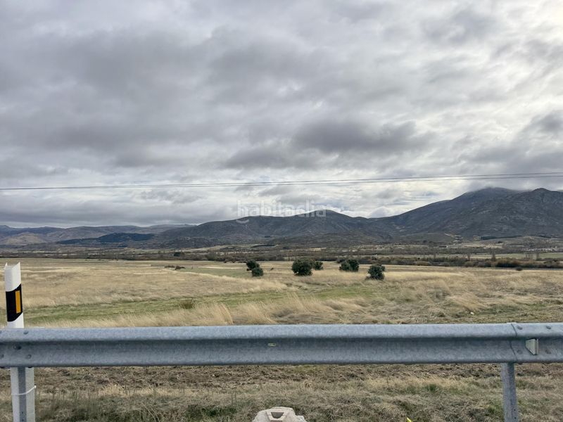 Foto e5a14ec4-3124-48a6-80fe-ad9068364c85. Casa adosada exclusivo chalet completamente reformado en Pradosegar