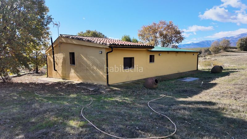 Foto b1f52556-3177-4e53-a185-be23b85cd324. Casa amb calefacció aparcament a Candeleda