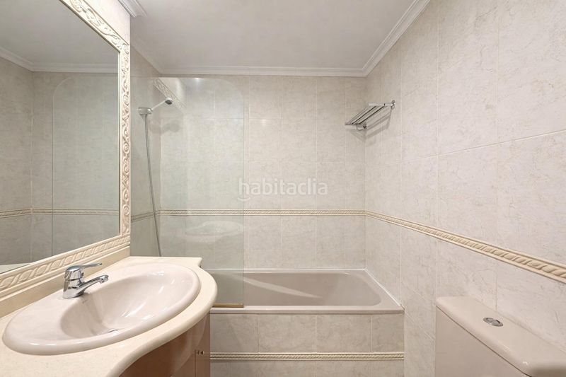 Foto 4f75b927-421c-49aa-901f-801a4f5dfe0a. Xalet amb calefacció aparcament piscina a Hervencias Altas - El Pinar Ávila