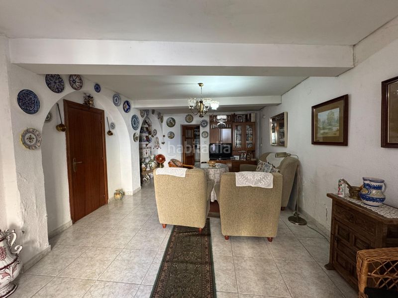 Foto 1600dee8-d489-4002-b08c-261313685625. Casa a avenida ramon y cajal 48 a Candeleda