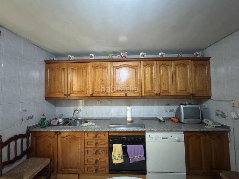 Foto 483d770a-e822-404b-a048-a1c4b4e9c280. Casa a avenida ramon y cajal 48 a Candeleda