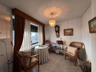 Casa a Avenida ramon y cajal 48. Casa grande centrica en candeleda precio negociable!!!
