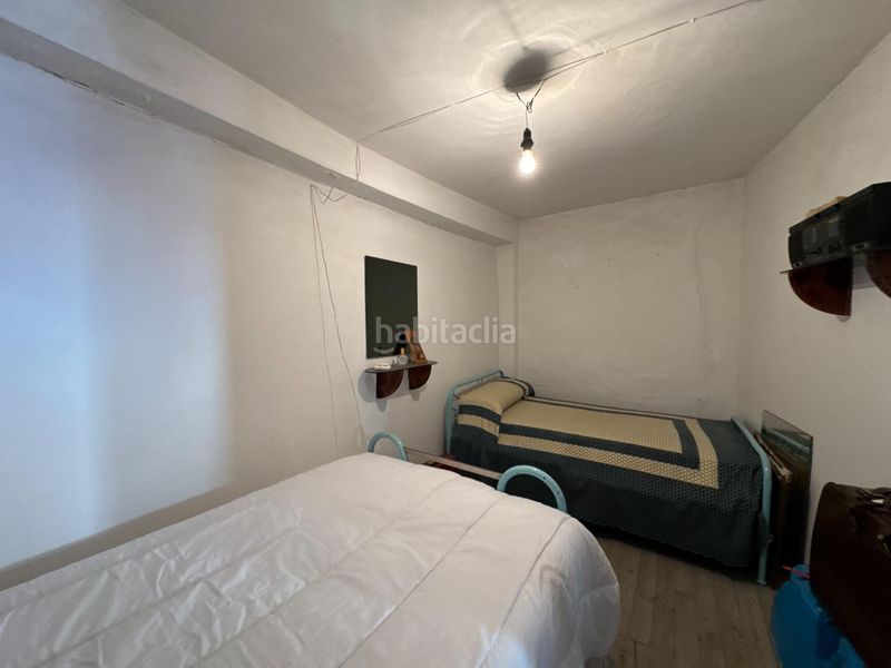 Foto cbb8680f-4602-4a8c-8a2b-b008e0bfe353. Casa a avenida ramon y cajal 48 a Candeleda