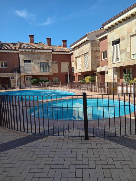 Foto 77e6009b-2bf7-430c-ae91-8d9677329f06. Duplex con riscaldamento parcheggio piscina in Candeleda