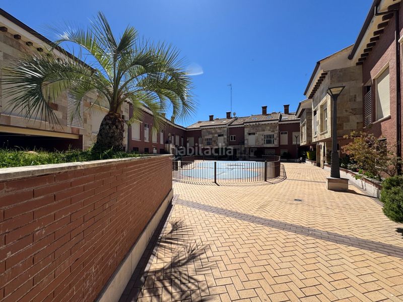 Foto a877dc43-f207-4a4f-9c67-d278e3850c8d. Duplex avec parking piscine dans Candeleda