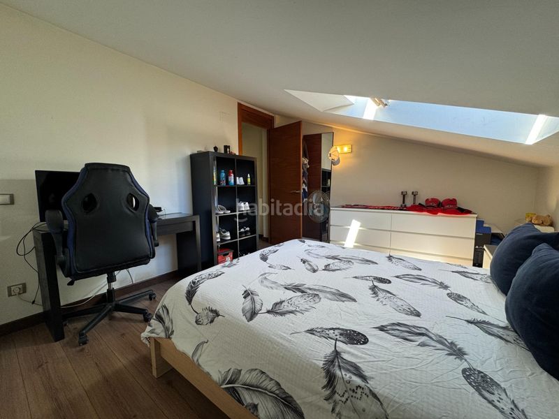 Foto e5ec5fa3-45f7-4072-97b1-f8fdd7770cd5. Duplex avec parking piscine dans Candeleda