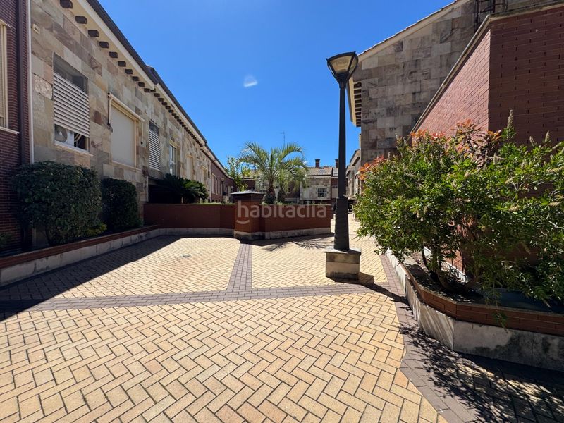 Foto e99f1340-dcb7-407e-8642-8b384e309655. Dúplex amb calefacció aparcament piscina a Candeleda