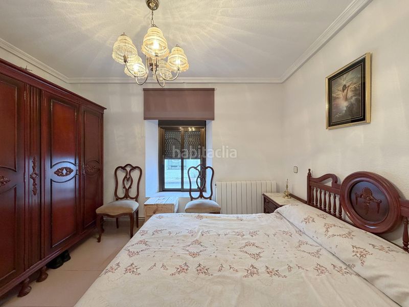 Foto 68bc1afd-4d6c-49e5-8011-247c8f3396f0. Casa a Narros de Saldueña