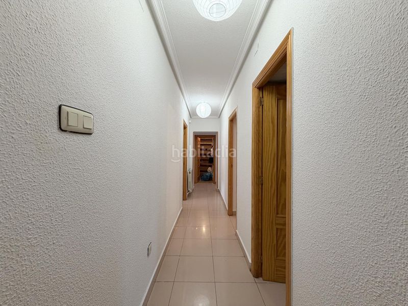 Foto dbbfb403-f165-4cf8-9b75-4e3cdb457406. Casa a Narros de Saldueña