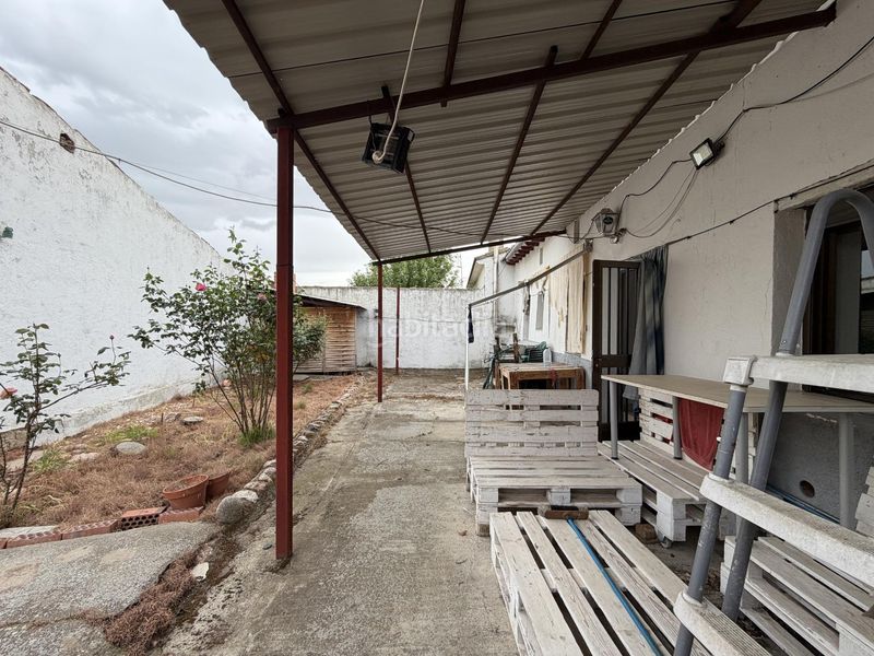 Foto f3e72d87-d1eb-4fc1-90c1-a7240cb03024. Casa a Narros de Saldueña