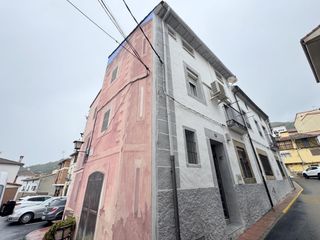 Haus in Poyales del Hoyo. Casa en venta en poyales del hoyo, candeleda