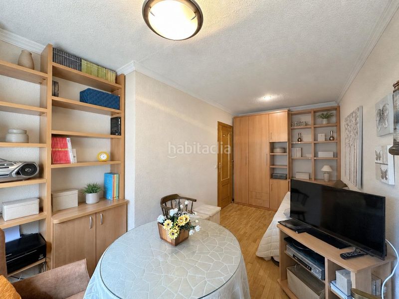 Foto 6c3ae0b2-5e4d-4a98-8099-fc592d3726bb. Casa adossada amb calefacció aparcament a San Antonio Ávila