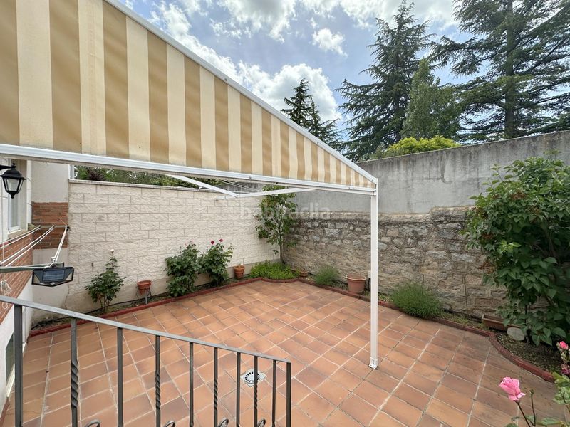 Foto a5f16f3f-9b4a-4fde-bcf6-f3689501ec30. Casa adossada amb calefacció aparcament a San Antonio Ávila