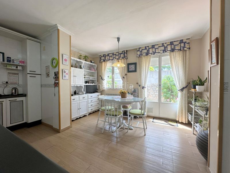 Foto fb95c890-9906-4104-8888-af5a45618de6. Casa adossada amb calefacció aparcament a San Antonio Ávila