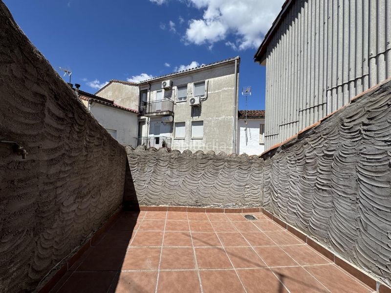 Foto 955fc536-091c-422d-8928-93f40a28ceb6. Casa aparellada a Candeleda