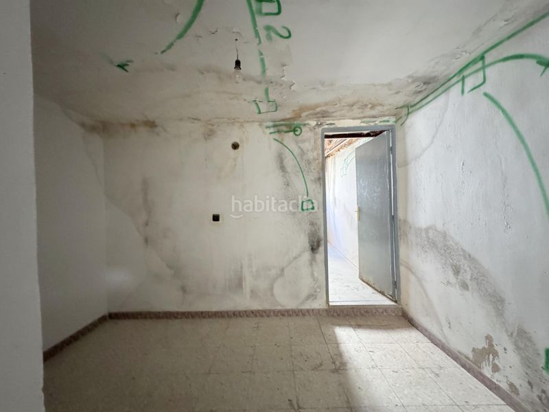 Foto e0f75f4d-a383-4311-9c88-97877bca9f7e. Casa aparellada a Candeleda