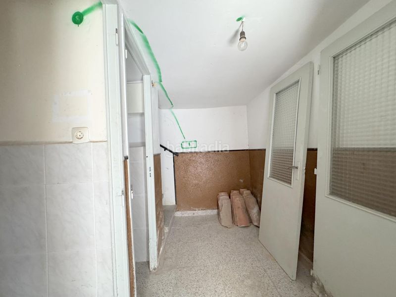 Foto f8ed1b8f-90e0-4b30-bca2-5d0e9c1cfe2a. Casa aparellada a Candeleda