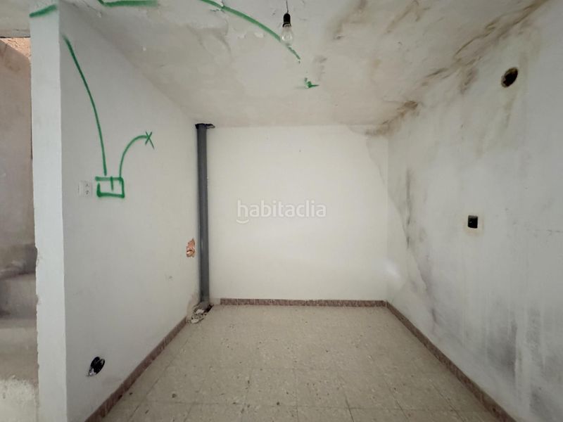 Foto fb07ac3f-fd68-4017-8b5f-9503d6cc8758. Casa aparellada a Candeleda