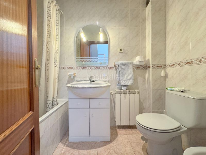 Foto b0bbc378-4696-49e9-9179-1520f3c9871d. Casa amb calefacció a Candeleda