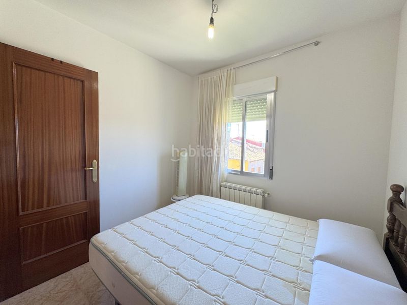 Foto b4f4a3b9-dc5c-4bde-834e-79ea3e4d27cc. Casa amb calefacció a Candeleda