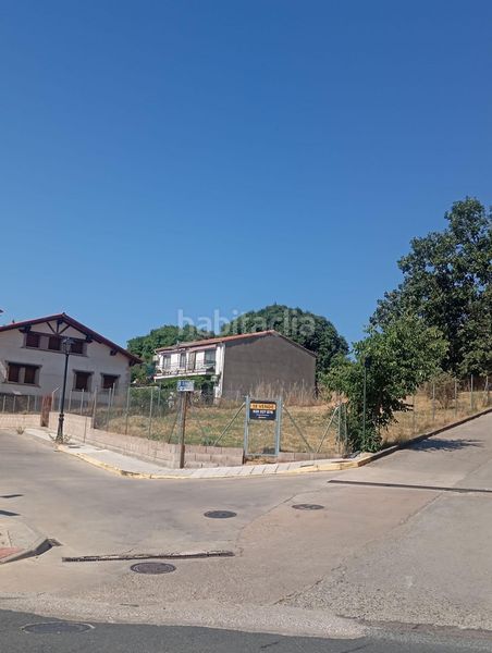Foto 2bf54445-6790-4aa2-8d0b-25a88c2029b2. Terreny residencial a Candeleda