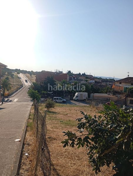 Foto a0dc33bd-32db-42bb-a2e9-97f02e9bf3ce. Terreny residencial a Candeleda