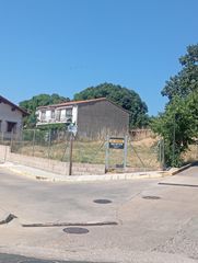 Terreny residencial  Calle de palencia. Centrico solar urbano