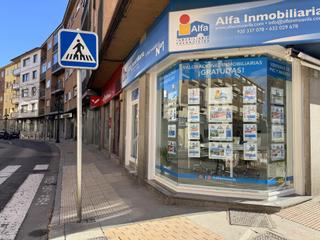 Local Comercial a Avenida CARLOS LUIS DE CUENCA