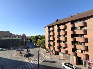Pis  Calle de arévalo. Amplio piso en venta en el corazón de ávila, zona centro