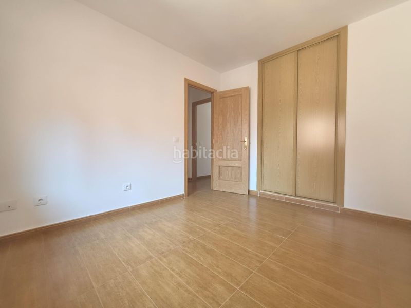 Foto b32f778d-4b01-4689-9f35-15b0cd26c225. Flat with heating in Niharra