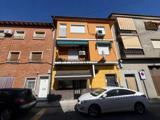 Pis a Candeleda. Piso en calle centrica en candeleda