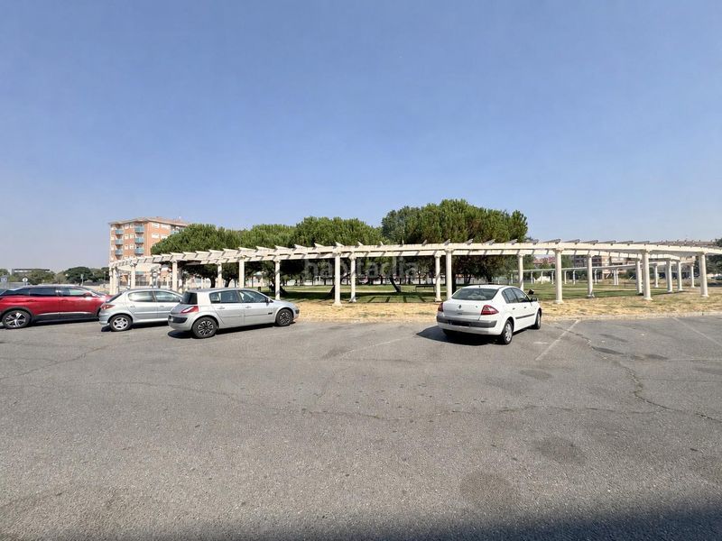 Foto fa3bf0fe-62b2-4d43-9057-e13bba0fe73b. Pis amb calefacció aparcament piscina a Sónsoles Ávila