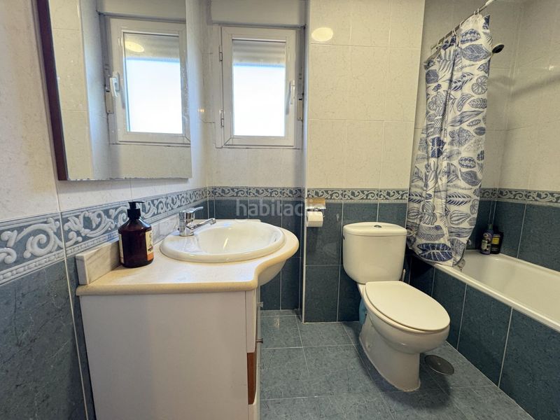 Foto a12a61e5-1102-42e5-9e1a-65fdc5f75c1d. Casa aparellada a Colmenarejo
