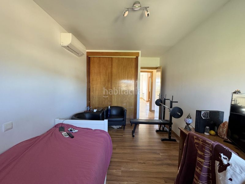 Foto d9c5a78a-e69e-42e7-871f-924586114cbf. Casa aparellada a Colmenarejo