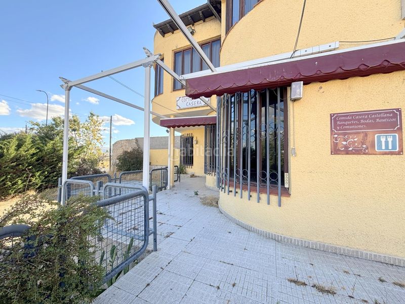 Foto 653b556e-b01b-45d6-a768-84a3ef6287ee. Edificio oportunidad unica, amplio inmueble en venta con potencial residencial en Muñogalindo
