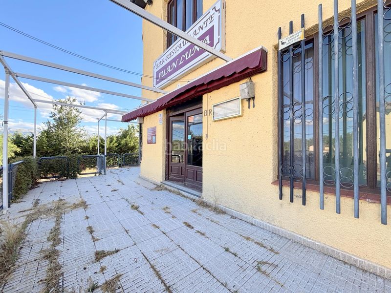 Foto a6c68635-52b7-4ef5-bf67-58bebd51598b. Edificio oportunidad unica, amplio inmueble en venta con potencial residencial en Muñogalindo