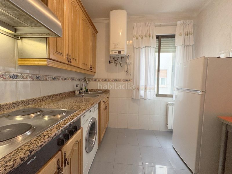 Foto 064e5eea-2511-419c-80ca-a5436f3fdb0c. Piso amplio piso en zona céntrica , ideal para inversión o residencia en Ávila