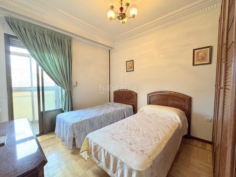 Foto 61d37721-bc4d-4ac8-8d1c-558b17eff5ec. Piso amplio piso en zona céntrica , ideal para inversión o residencia en Ávila