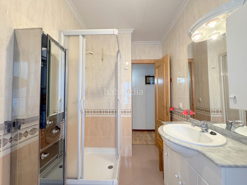 Foto e9d3a15b-b7ef-41ef-99b3-964b03ffd57b. Piso amplio piso en zona céntrica , ideal para inversión o residencia en Ávila