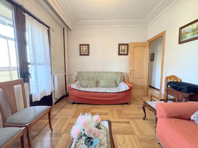 Foto ecca4c7a-5fae-4d08-bab9-ce7569d55847. Piso amplio piso en zona céntrica , ideal para inversión o residencia en Ávila