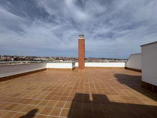 Àtic a Sónsoles. Ático con terraza de ensueño  espacio, vistas y comodidad