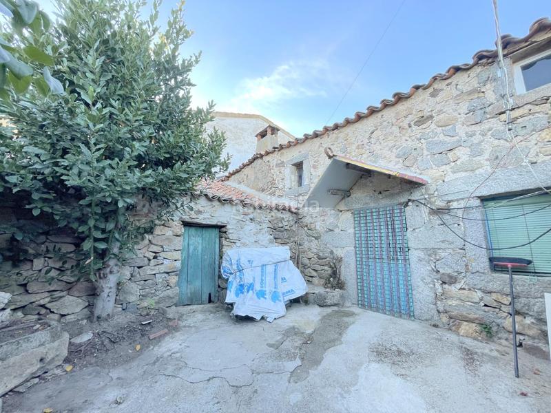 Foto 89c8b9db-a2e3-4079-b35a-d3d6bdcb01a9. Casa amb aparcament a Riofrío