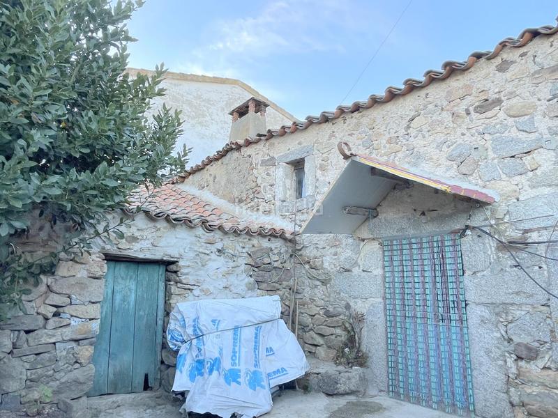 Foto c0d36463-66ef-414a-8bc9-2d48b446b3a0. Casa amb aparcament a Riofrío