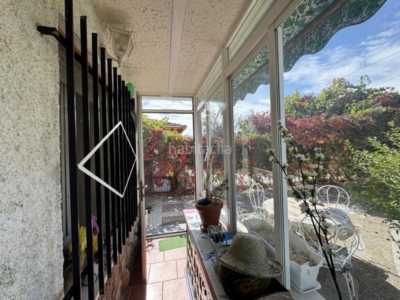 Foto 10e0b602-09f1-4cc2-929e-2e44d658d296. Casa a schiera con riscaldamento piscina in Blascosancho