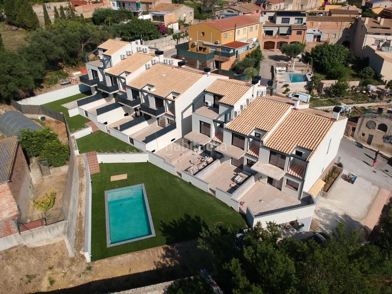 Foto 946de30e-569e-438c-8f9c-228e79ffe5a9. Casa 190m<sup>2</sup> en carrer costa d'en blai 6 en Llers