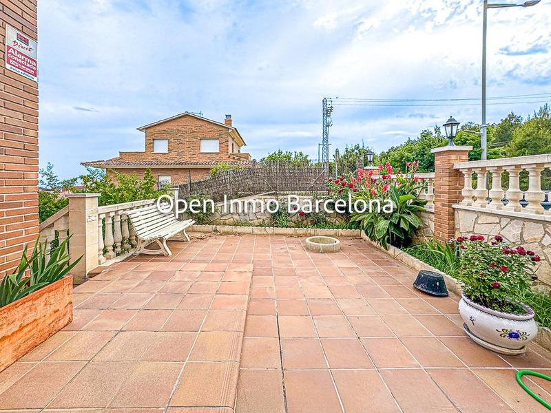 Foto 927c9f4b-1117-4a46-8536-6db9ea560748. Casa  en venta zona bonanova en Ciutat jardí Bonanova Calafell